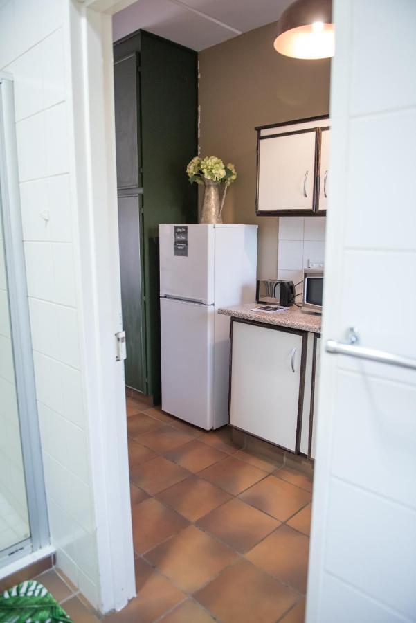 Melrose Place Guestrooms Потчефструм Екстериор снимка