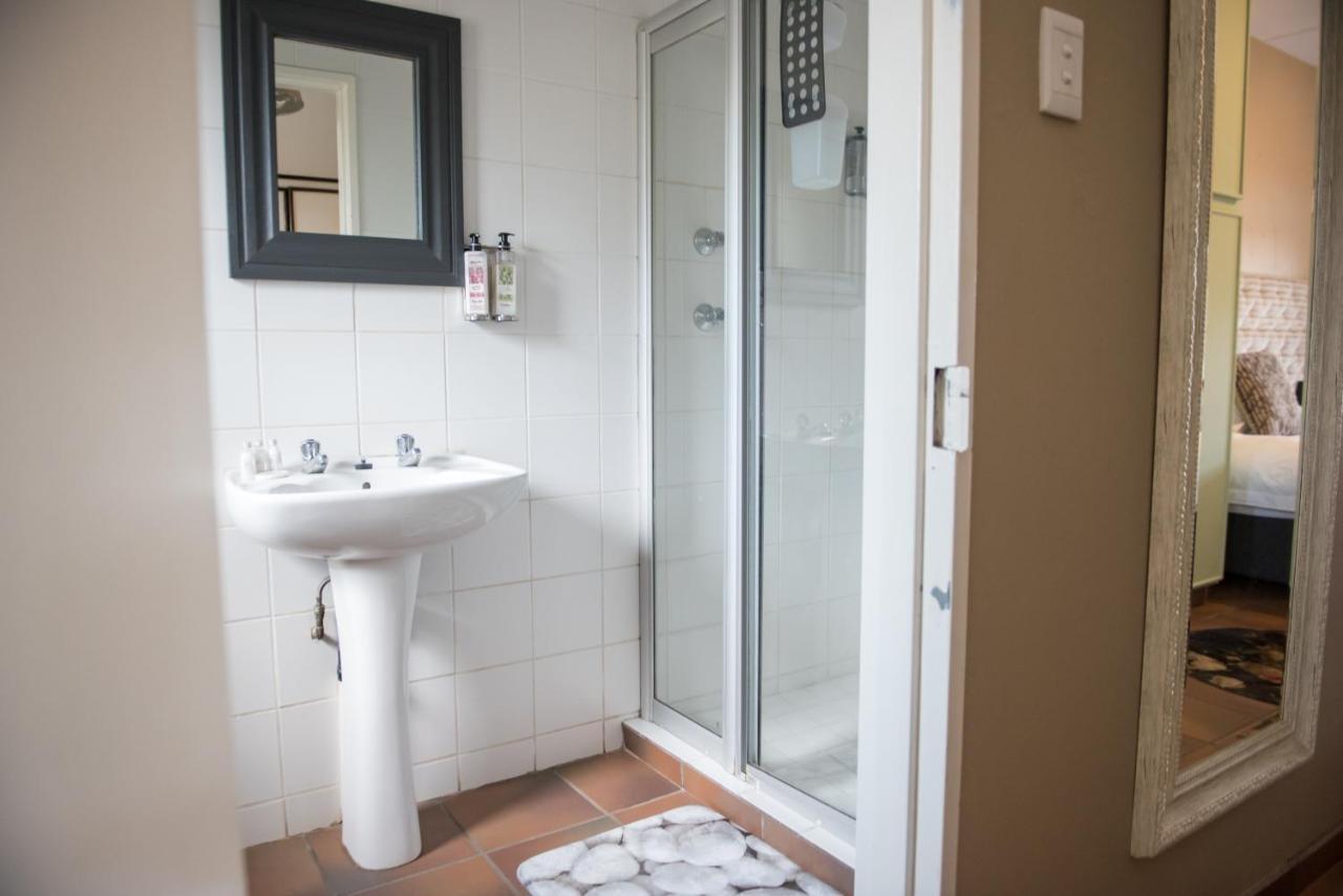 Melrose Place Guestrooms Потчефструм Екстериор снимка